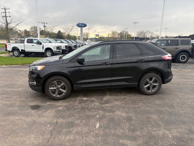 Certified 2023 Ford Edge SEL w/ Sport Appearance Package AWD/4WD image 5