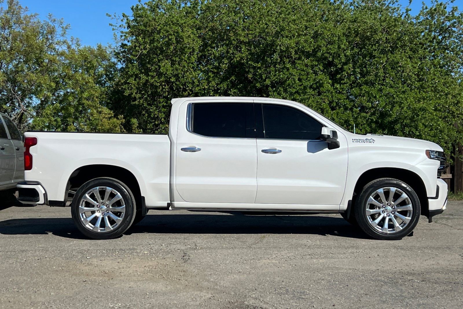 Used 2020 Chevrolet Silverado 1500 High Country w/ Technology Package image 6
