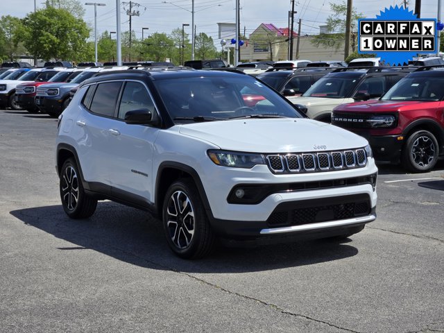 Used 2024 Jeep Compass Limited AWD/4WD image 6
