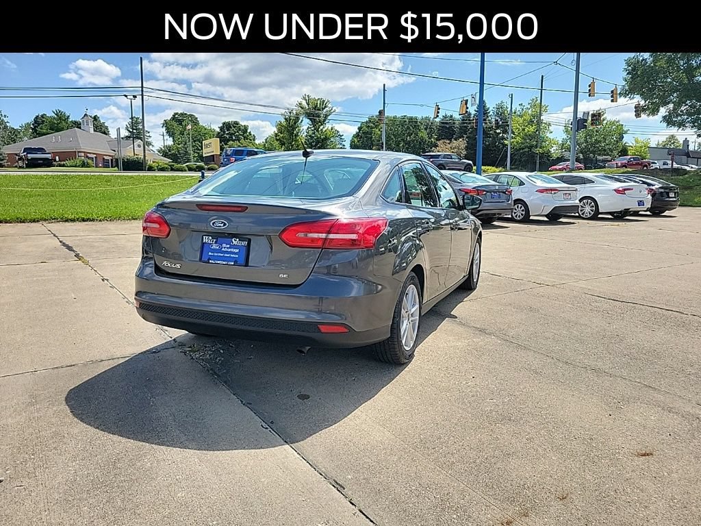 Certified 2018 Ford Focus SE FWD image 3