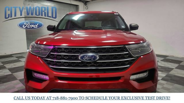 Certified 2022 Ford Explorer XLT w/ Equipment Group 202A image 9