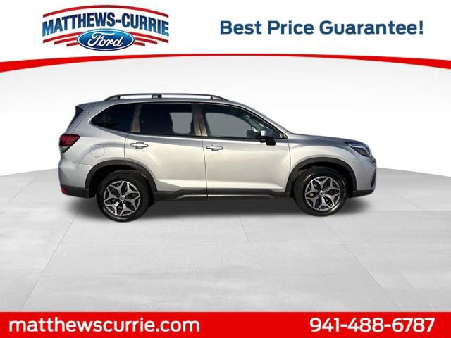 Used 2019 Subaru Forester Premium w/ All-Weather Package image 5
