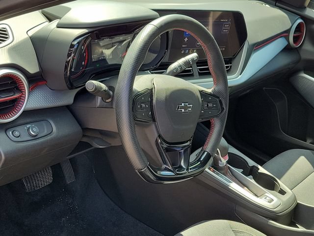 Used 2024 Chevrolet Trax RS w/ Driver Confidence Package FWD image 6