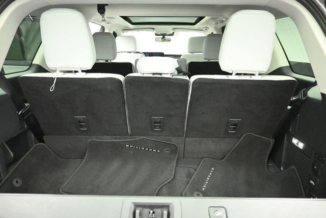 Certified 2025 Ford Expedition Platinum w/ Driver's Package AWD/4WD image 26