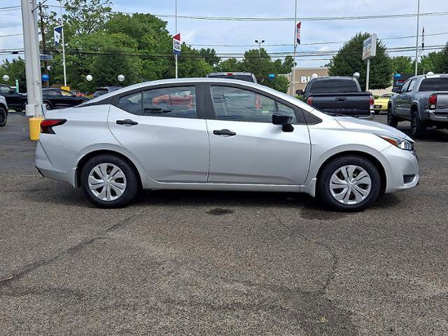 Used 2023 Nissan Versa S w/ Trunk Package FWD image 8