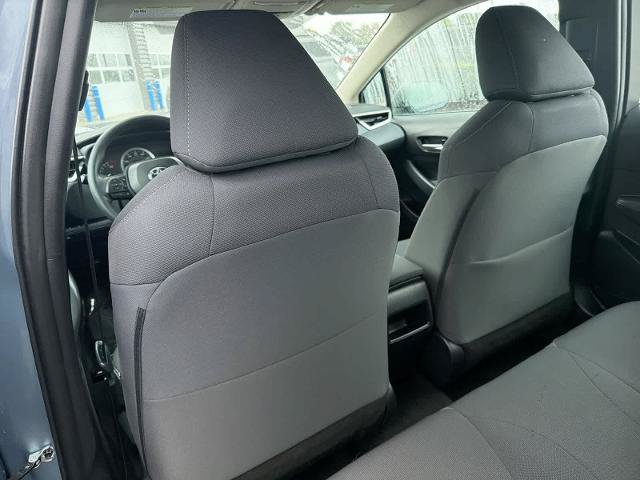 Used 2020 Toyota Corolla LE w/ Carpet Mat Package (TMS) FWD image 19