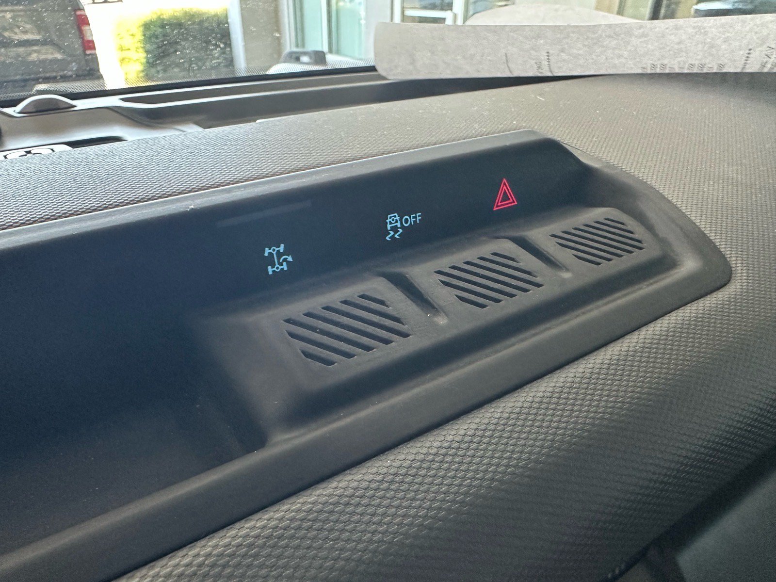 Certified 2024 Ford Bronco Big Bend AWD/4WD image 35