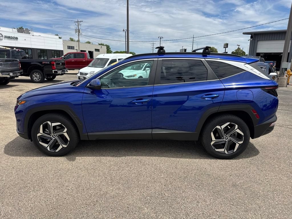 Used 2022 Hyundai Tucson SEL w/ Convenience + Premium Package AWD/4WD image 3