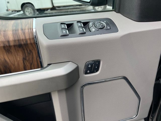 Certified 2018 Ford F150 Lariat image 26