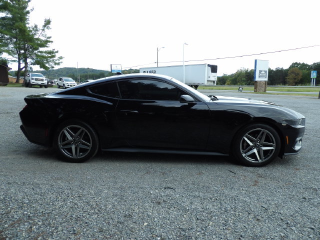 Certified 2026 Ford Mustang Premium RWD image 6
