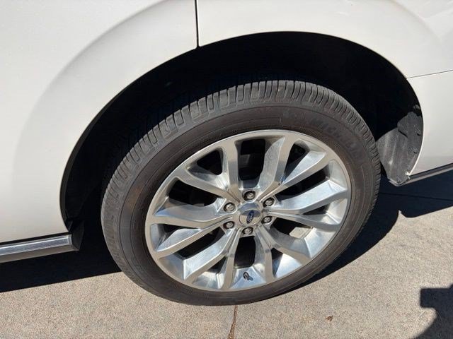 Certified 2019 Ford Expedition Limited w/ Equipment Group 302A AWD/4WD image 13