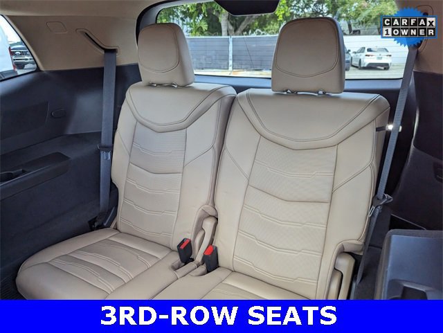 Used 2024 Cadillac XT6 Sport w/ Platinum Package image 10