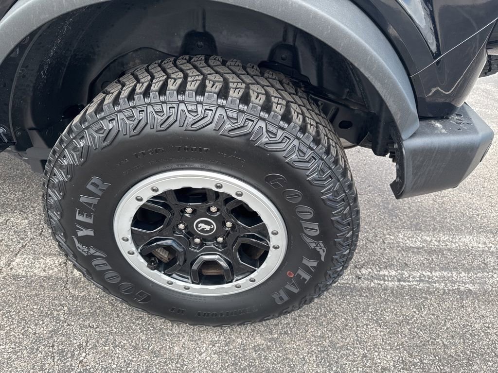 Certified 2023 Ford Bronco Big Bend w/ Sasquatch Package AWD/4WD image 48