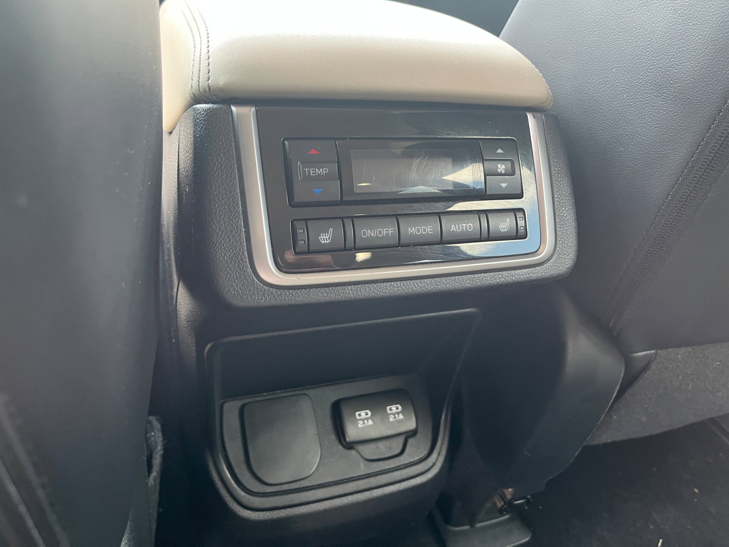 Used 2019 Subaru Ascent Limited AWD/4WD image 11
