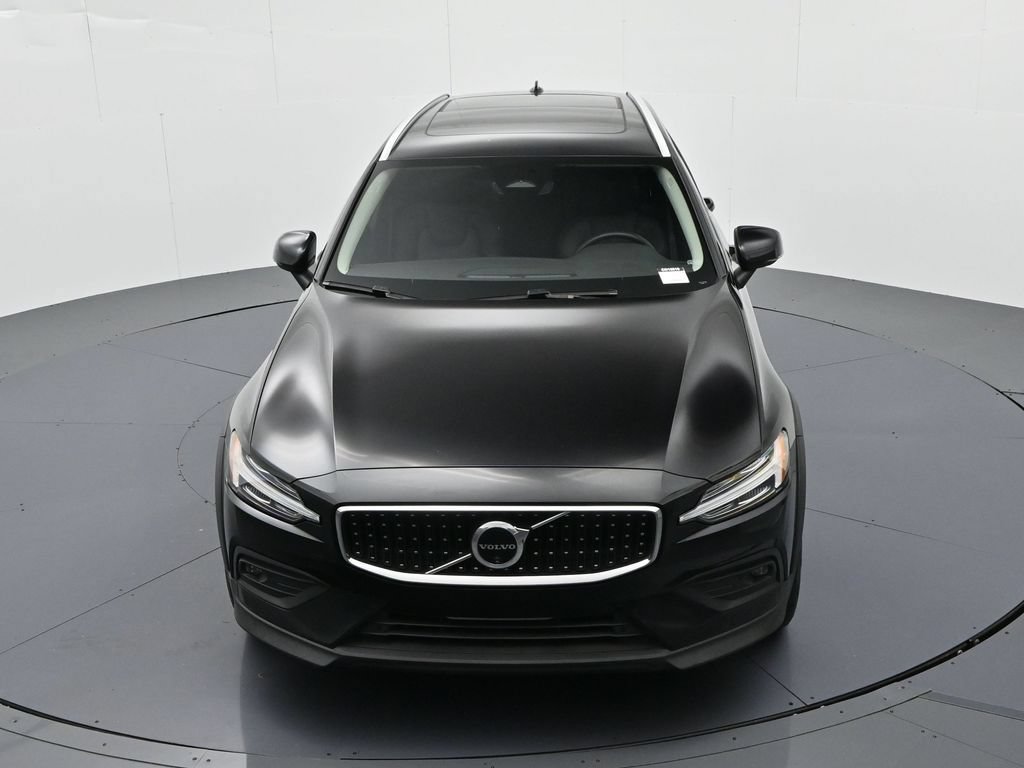 Used 2024 Volvo V60 B5 Cross Country Plus AWD/4WD image 15