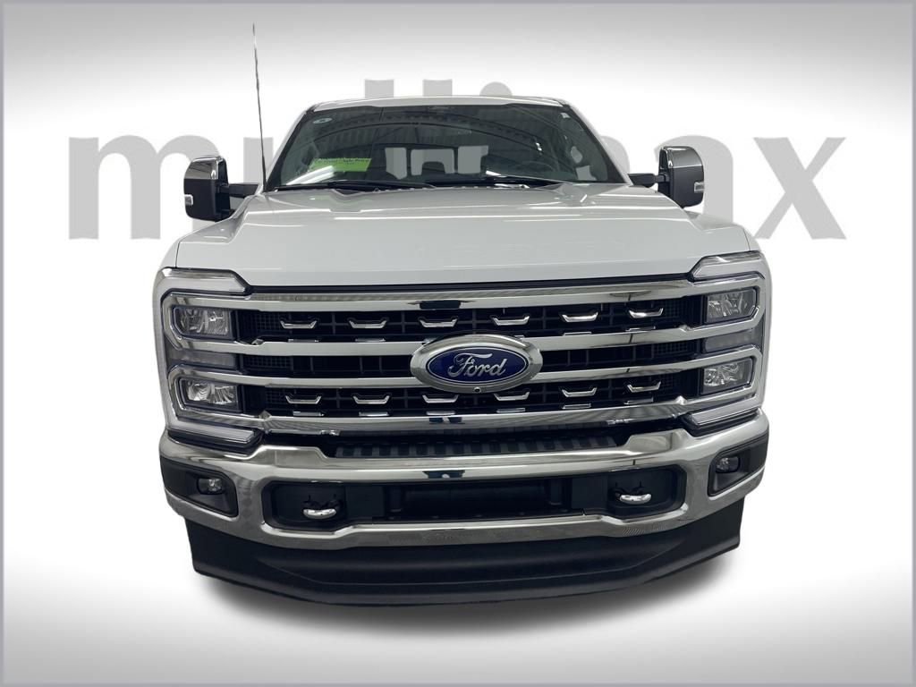 Certified 2024 Ford F250 Lariat w/ Chrome Package image 8