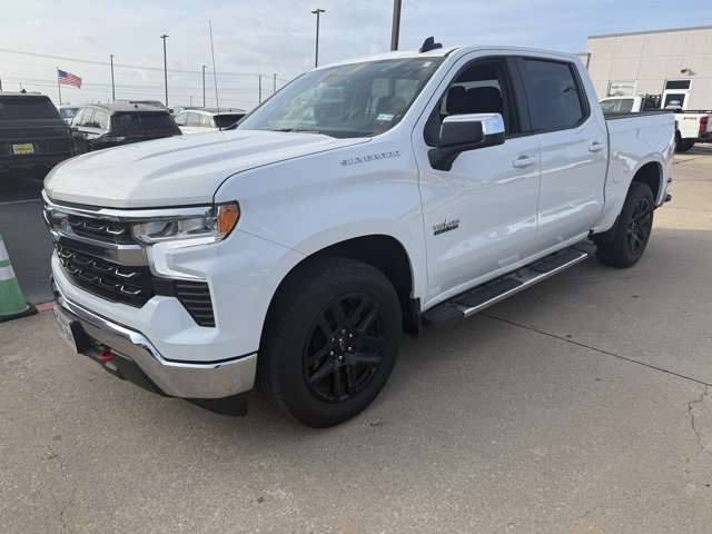Used 2024 Chevrolet Silverado 1500 LT image 7