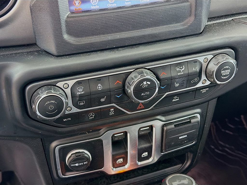 Used 2023 Jeep Wrangler Sport AWD/4WD image 35