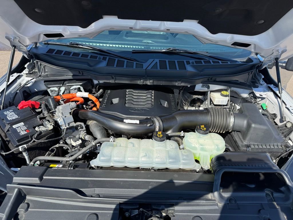 Certified 2021 Ford F150 XLT w/ Equipment Group 302A High image 10