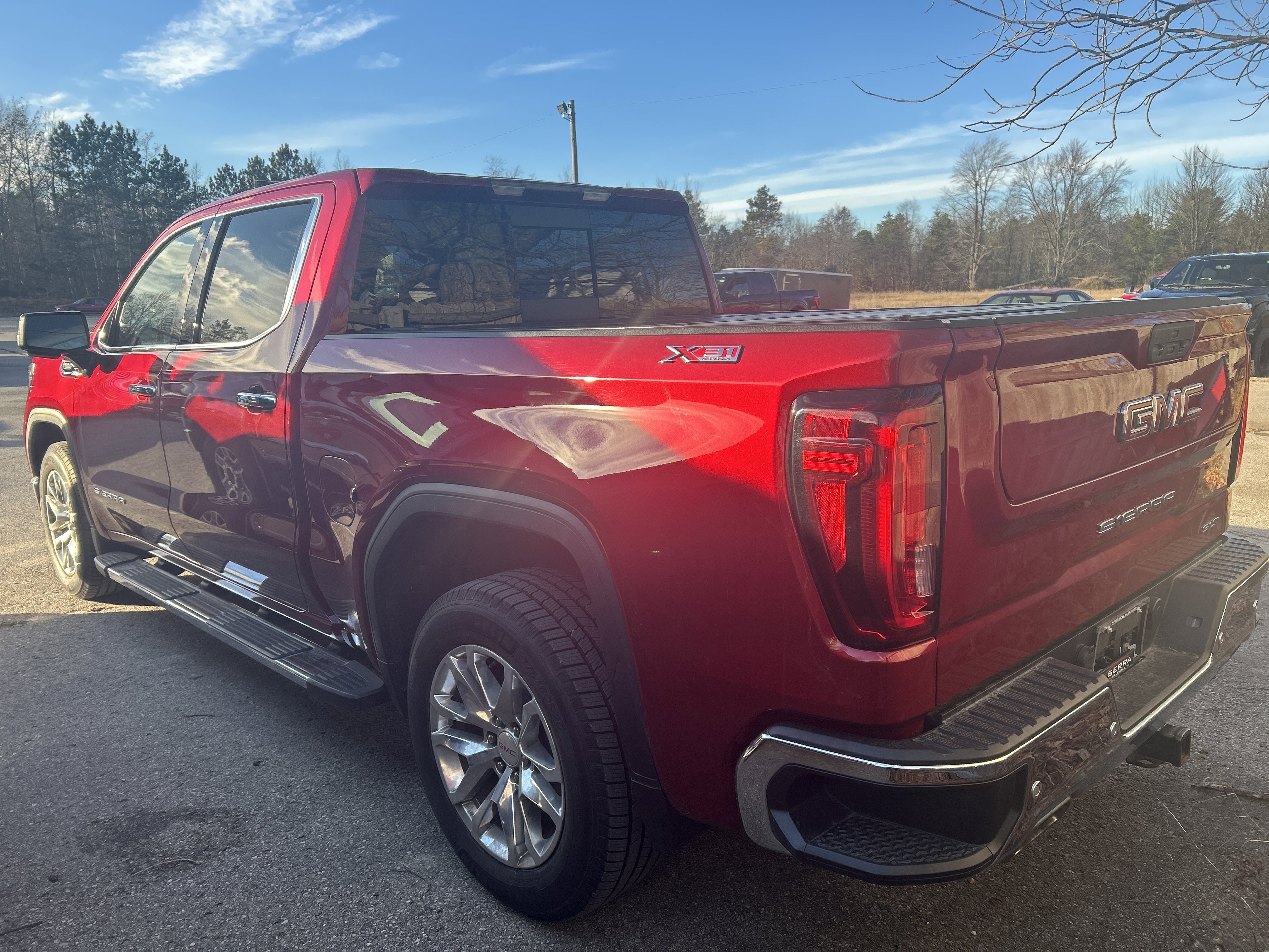 Used 2019 GMC Sierra 1500 SLT w/ SLT Premium Plus Package image 4