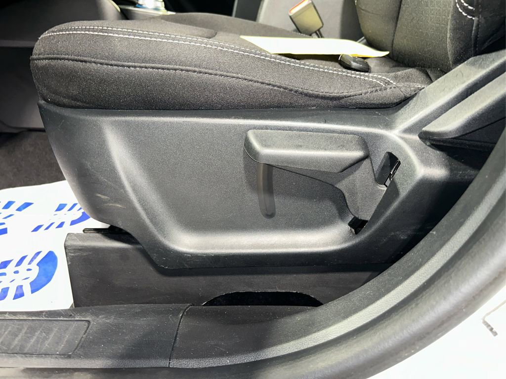 Certified 2025 Ford Escape Active AWD/4WD image 27