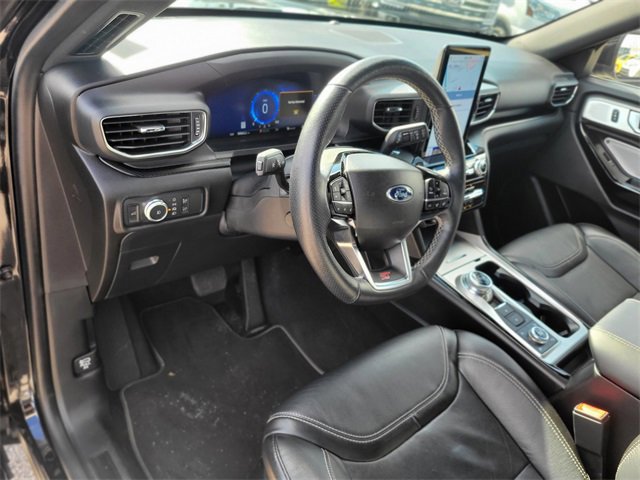 Certified 2022 Ford Explorer ST w/ Equipment Group 401A image 18