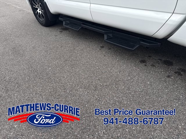 Used 2020 Nissan Titan SV w/ SV Convenience Package RWD image 13
