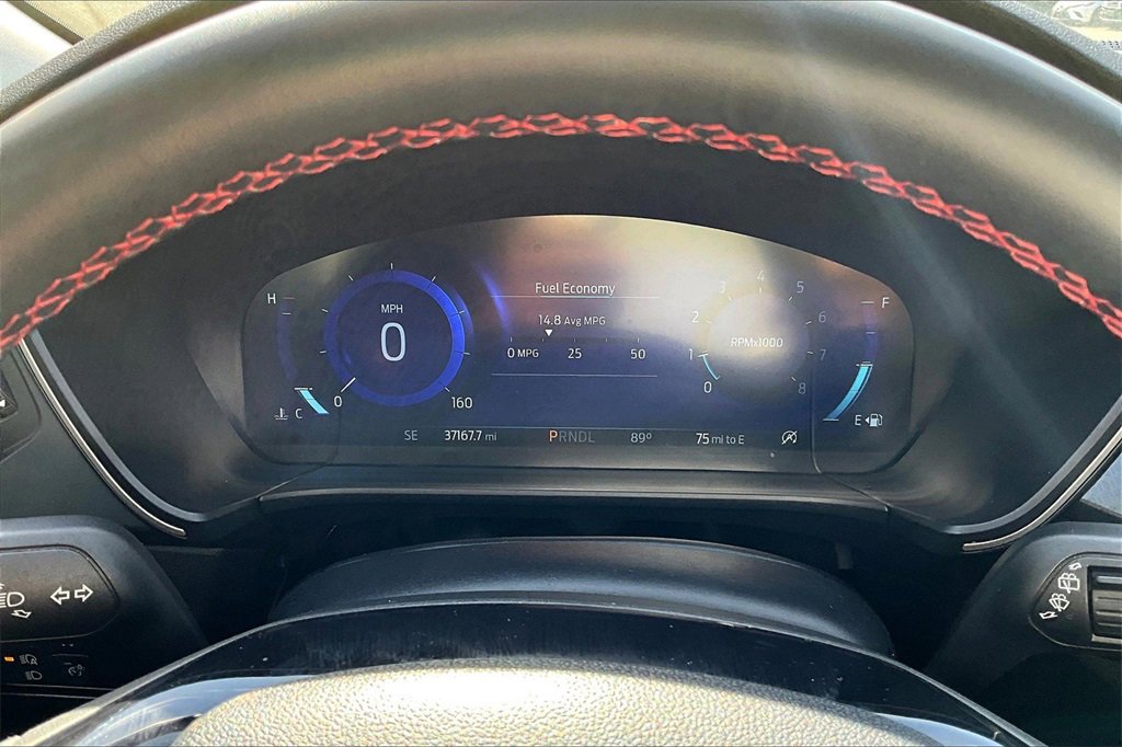 Certified 2022 Ford Escape SEL w/ SEL Stealth AWD Package image 19