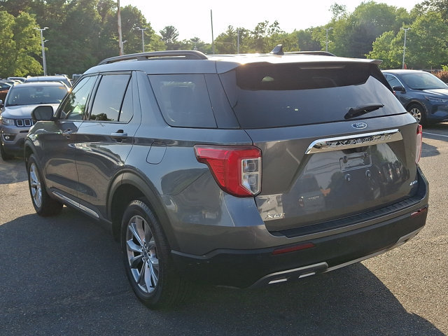 Certified 2023 Ford Explorer XLT w/ Equipment Group 202A AWD/4WD image 8