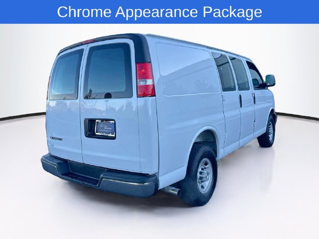 Used 2025 Chevrolet Express 2500 w/ Driver Convenience Package RWD image 10