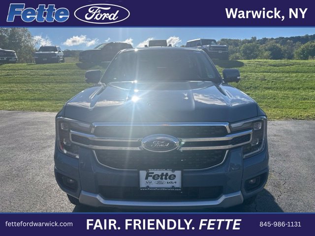 Certified 2025 Ford Ranger Lariat w/ Chrome Accent Package AWD/4WD image 3