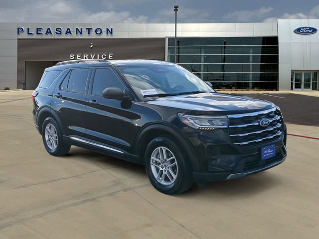 Certified 2025 Ford Explorer Active RWD image 7