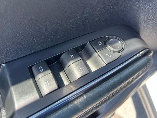 Used 2025 GMC Acadia AT4 w/ Luxury Package AWD/4WD image 14