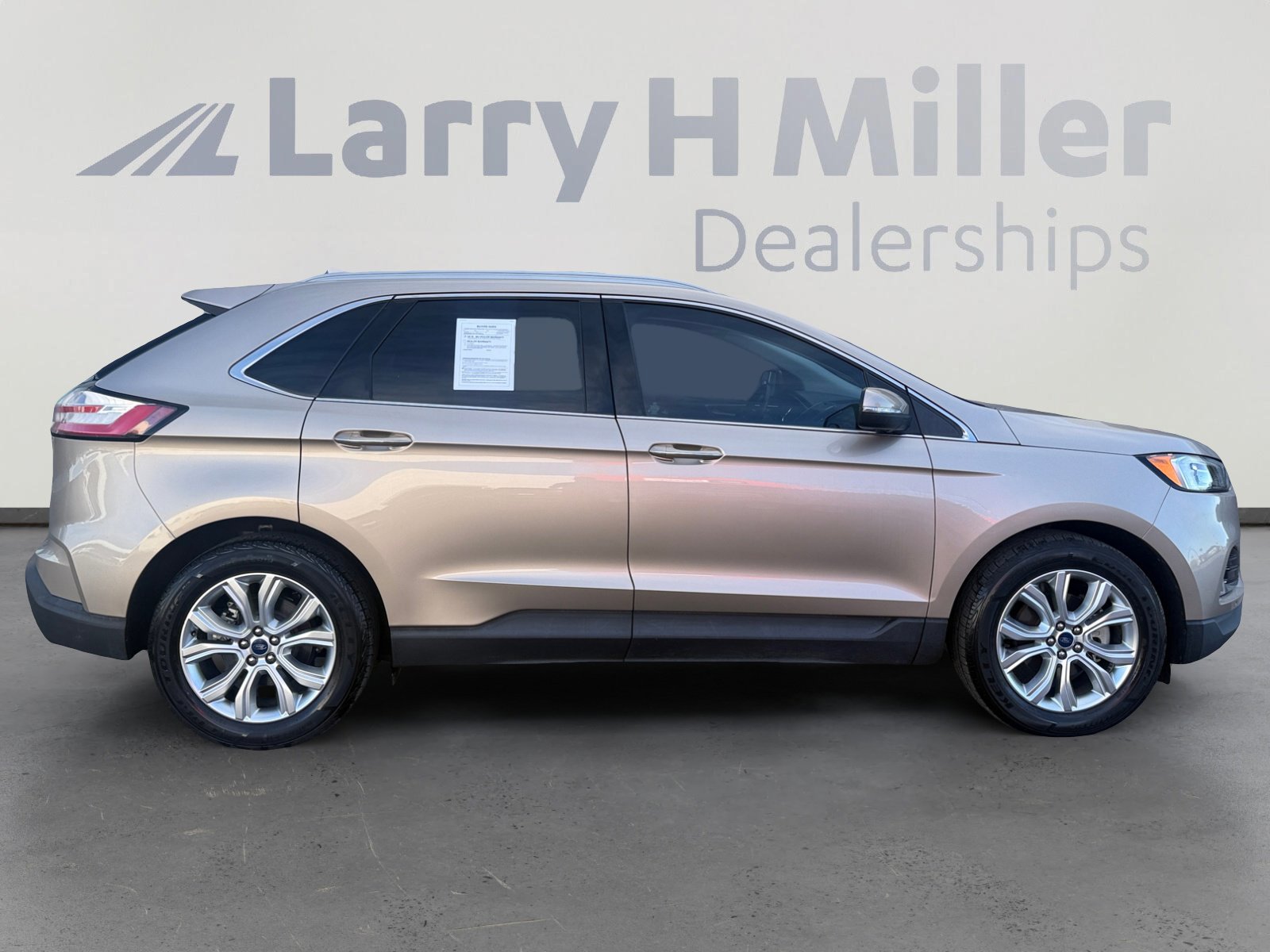 Certified 2020 Ford Edge Titanium image 6