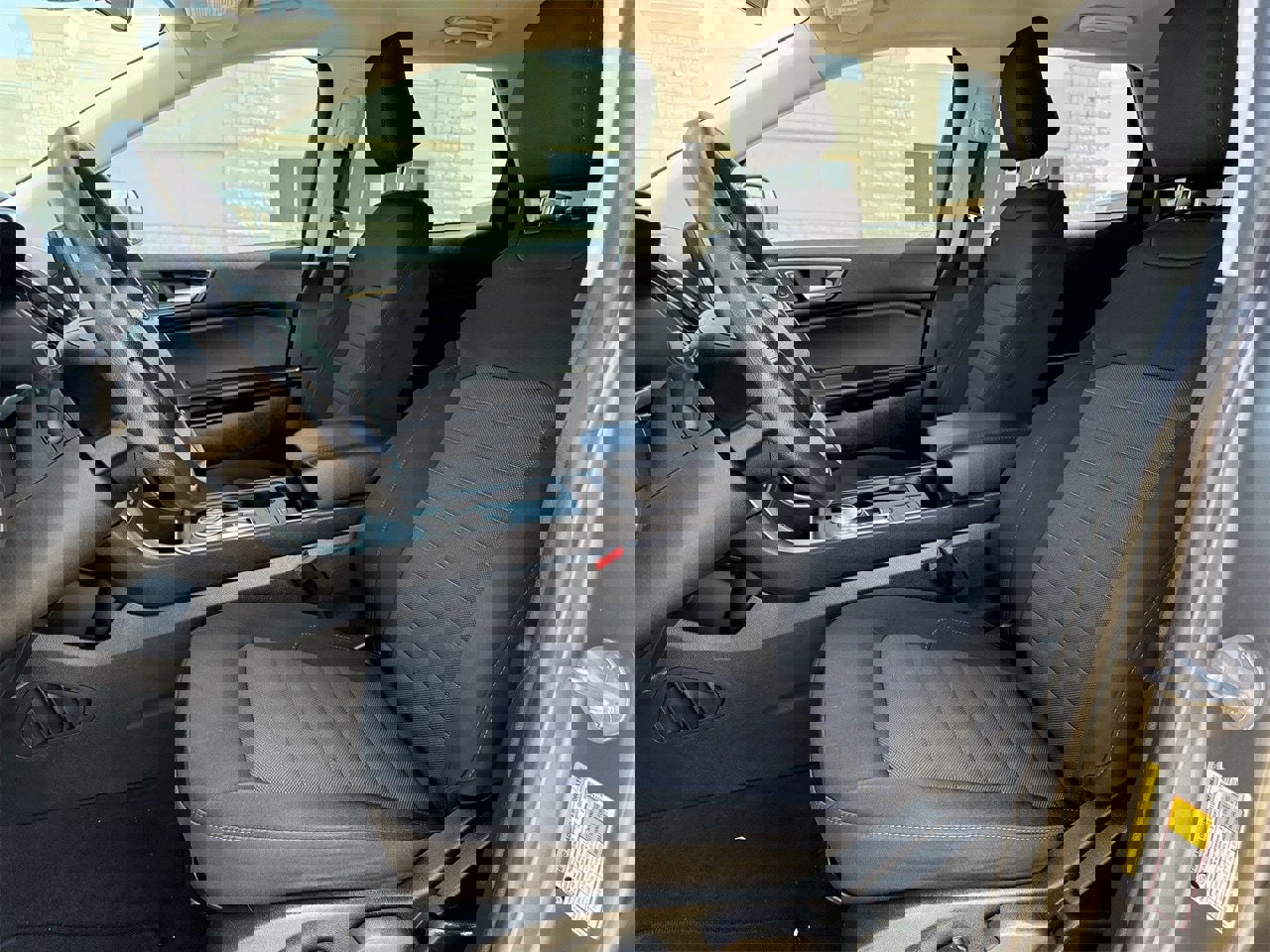 Certified 2022 Ford Edge SE w/ Black Appearance Package image 24