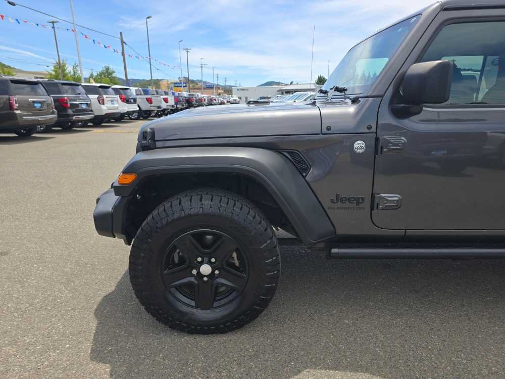 Used 2020 Jeep Gladiator Sport w/ Quick Order Package 24S AWD/4WD image 18
