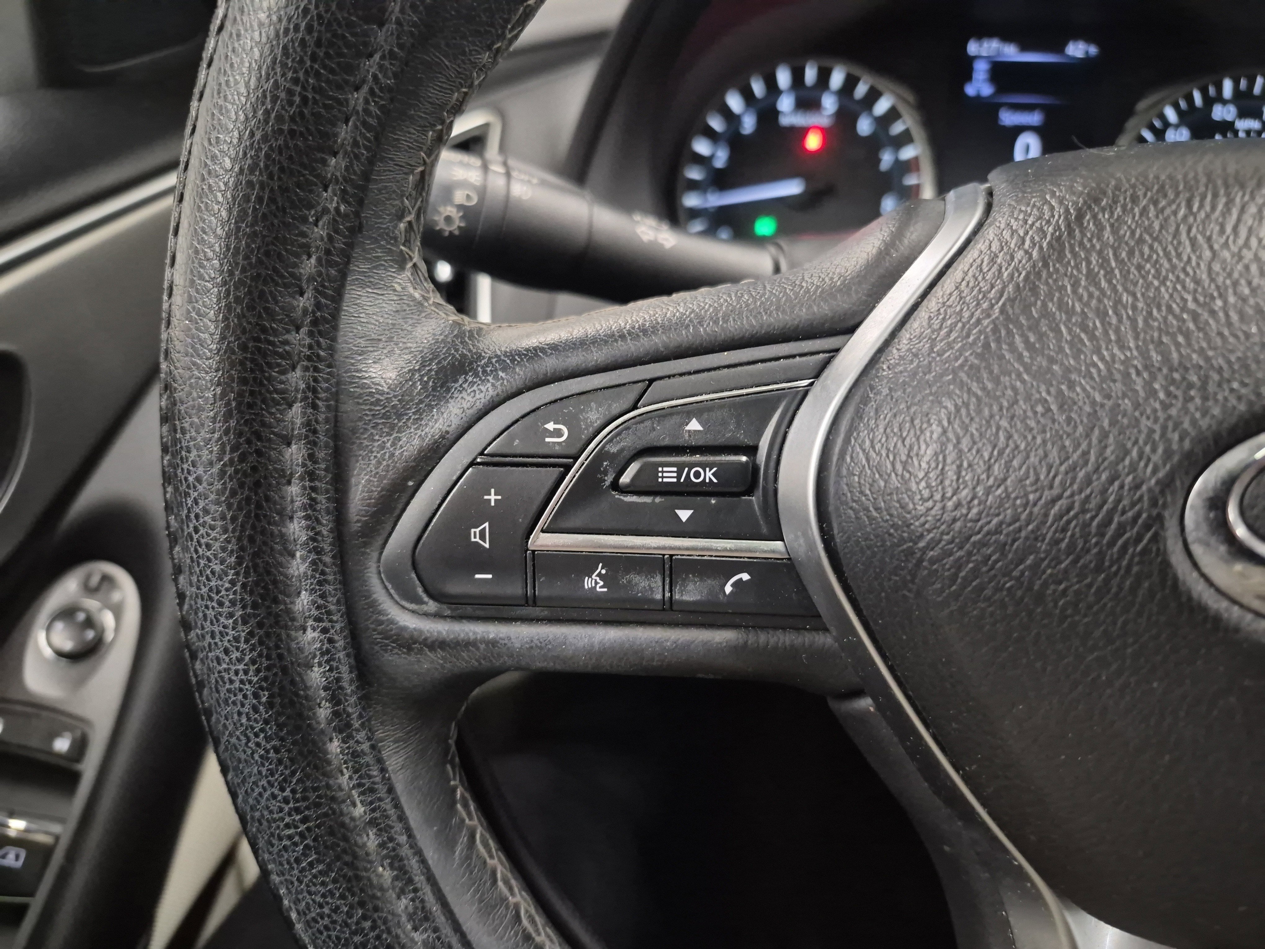 Used 2020 INFINITI Q50 Luxe w/ Essential Package (3.0T Luxe) image 25