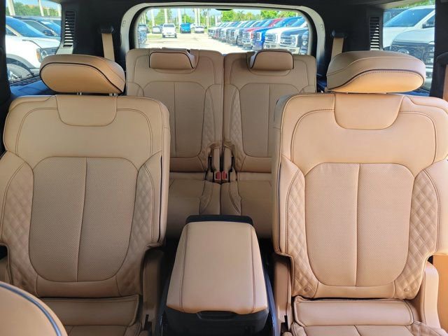 Used 2024 Jeep Grand Cherokee L Summit w/ Advanced Protech Group IV AWD/4WD image 24