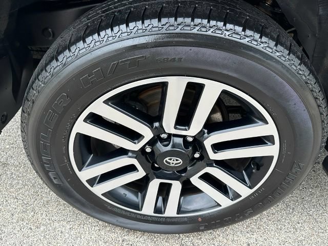 Used 2022 Toyota 4Runner Limited AWD/4WD image 8