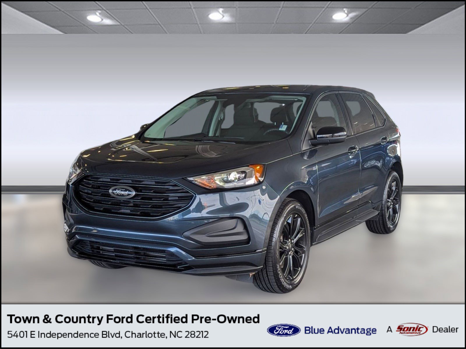 Certified 2022 Ford Edge SE w/ Black Appearance Package