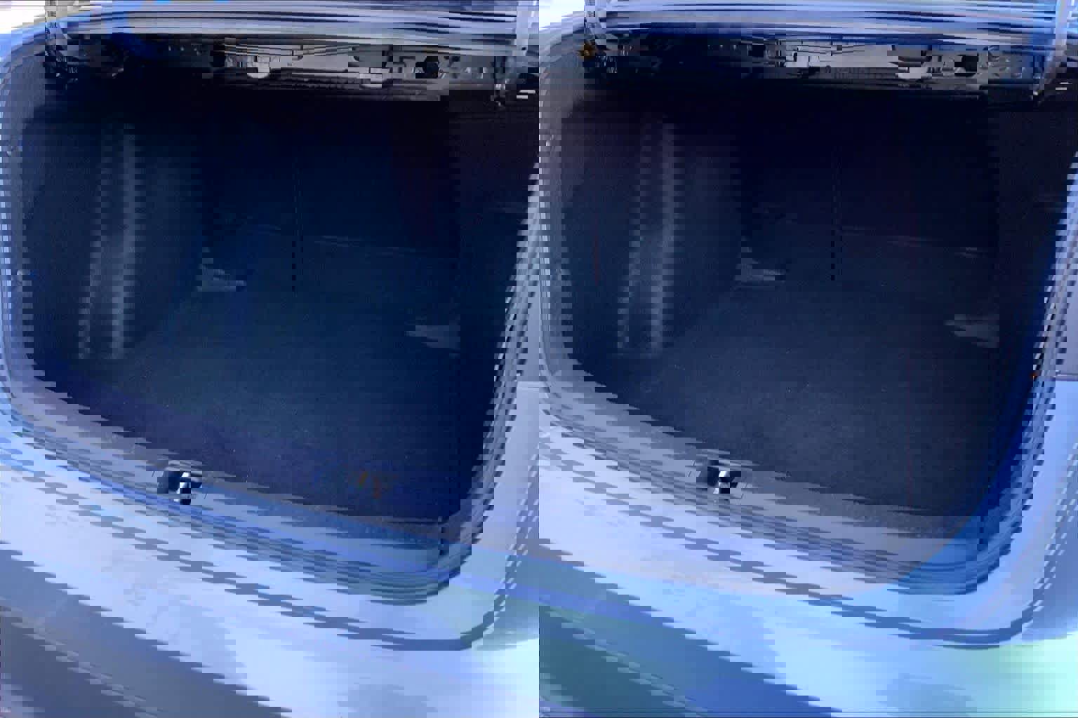 Used 2024 Toyota Corolla LE image 31