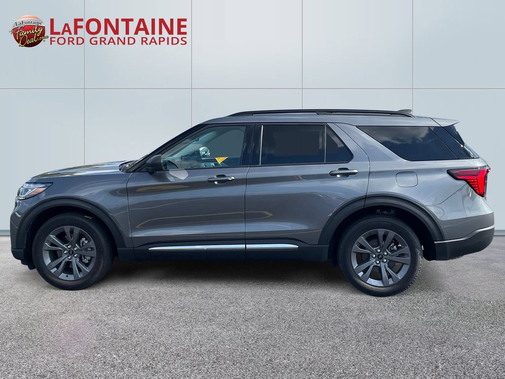 Certified 2025 Ford Explorer Active w/ Active Comfort Package AWD/4WD image 4