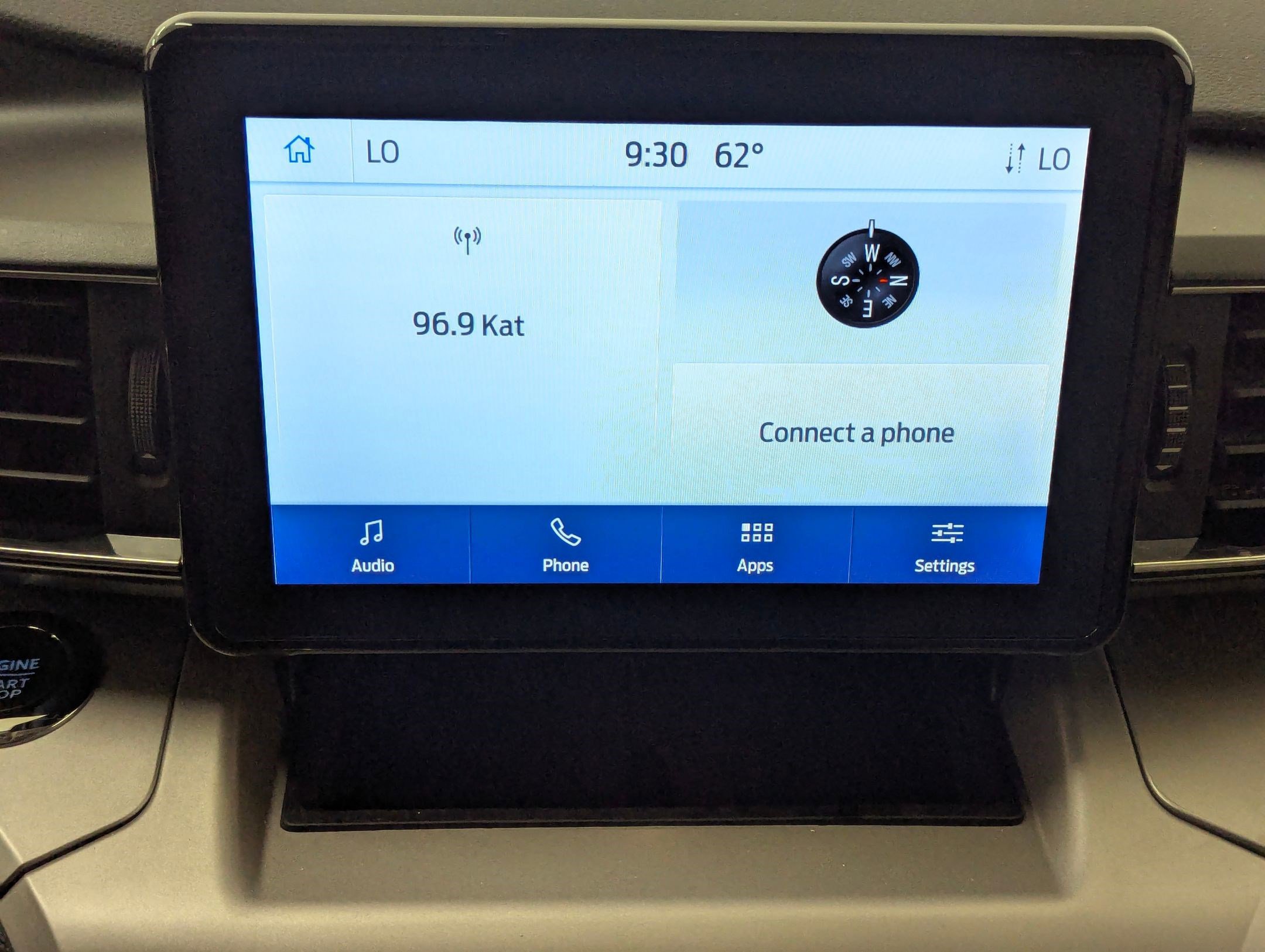 Certified 2024 Ford Explorer XLT w/ Equipment Group 202A image 26