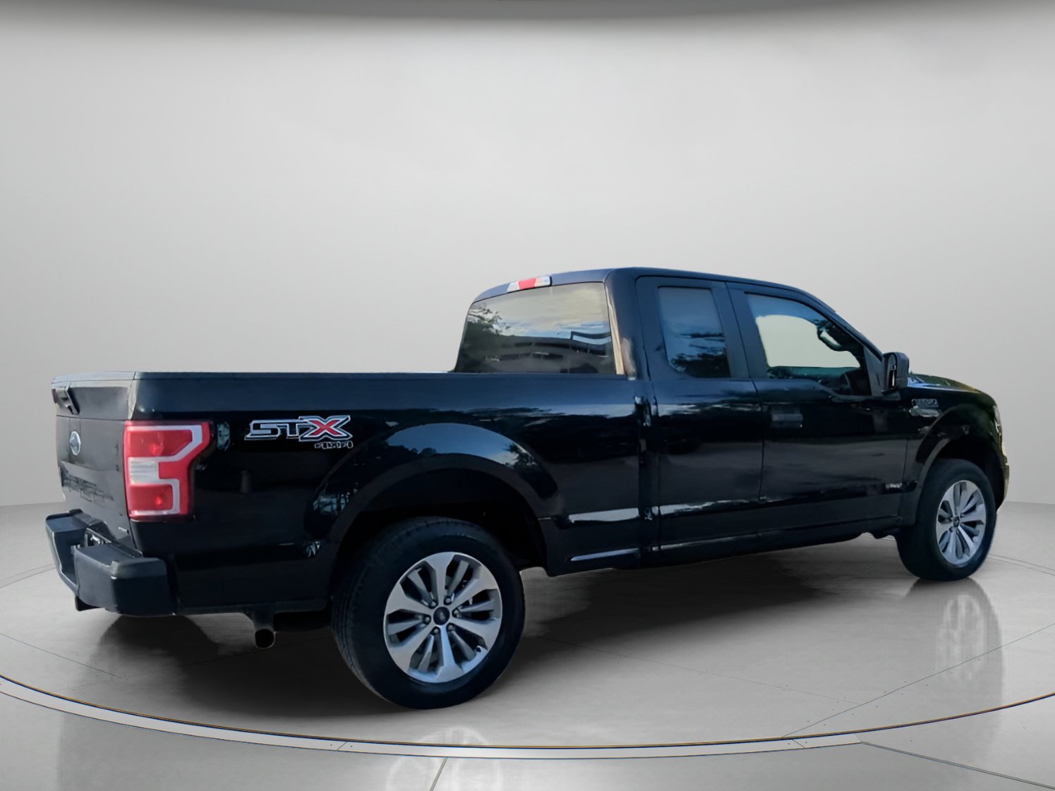 Certified 2018 Ford F150 XL w/ Equipment Group 101A Mid AWD/4WD image 29