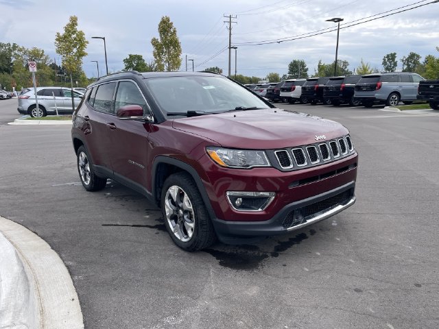 Used 2021 Jeep Compass Limited w/ Sun and Sound Group AWD/4WD image 7