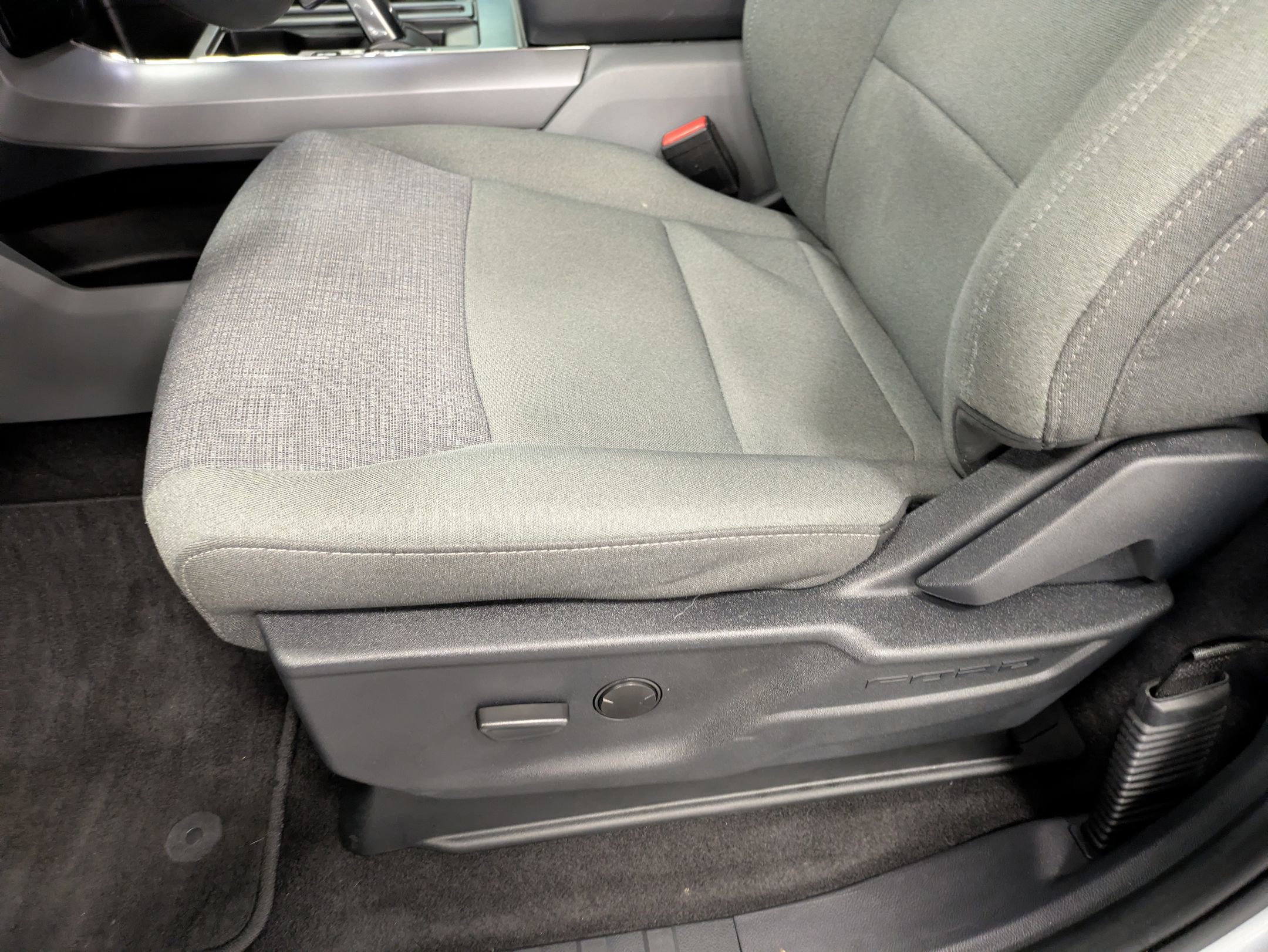 Certified 2024 Ford F150 Lightning XLT w/ Max Trailer Tow Package image 15