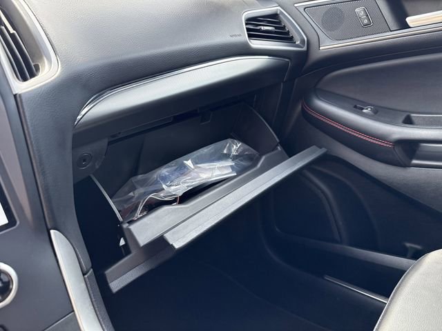 Certified 2023 Ford Edge ST-Line image 37