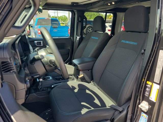 Used 2024 Jeep Wrangler Unlimited Rubicon 4xe AWD/4WD image 19