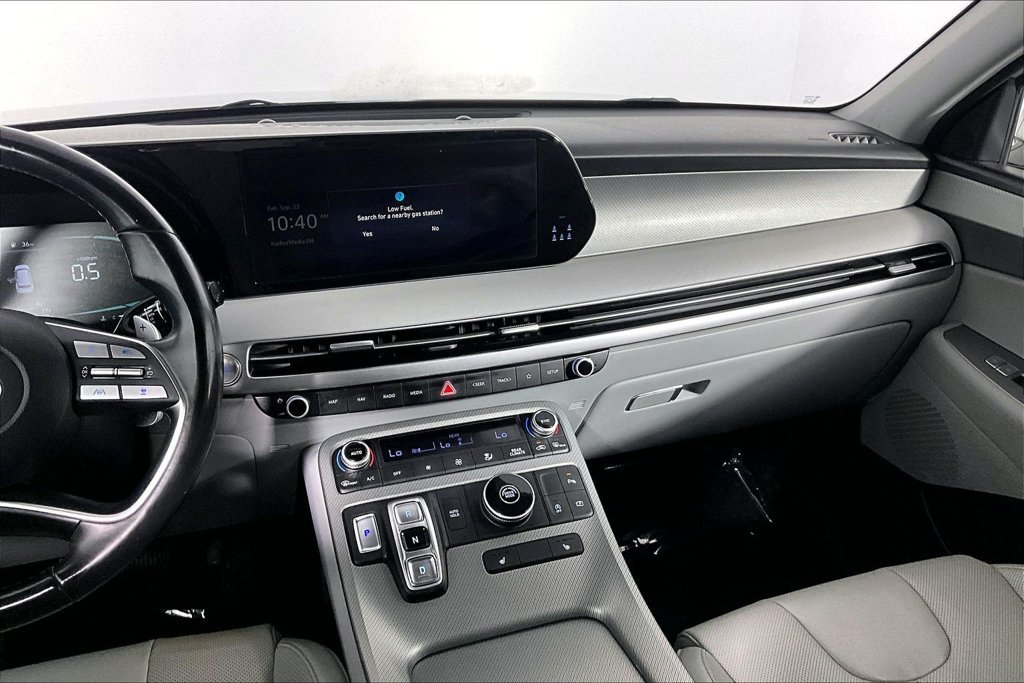 Used 2023 Hyundai Palisade SEL FWD image 6