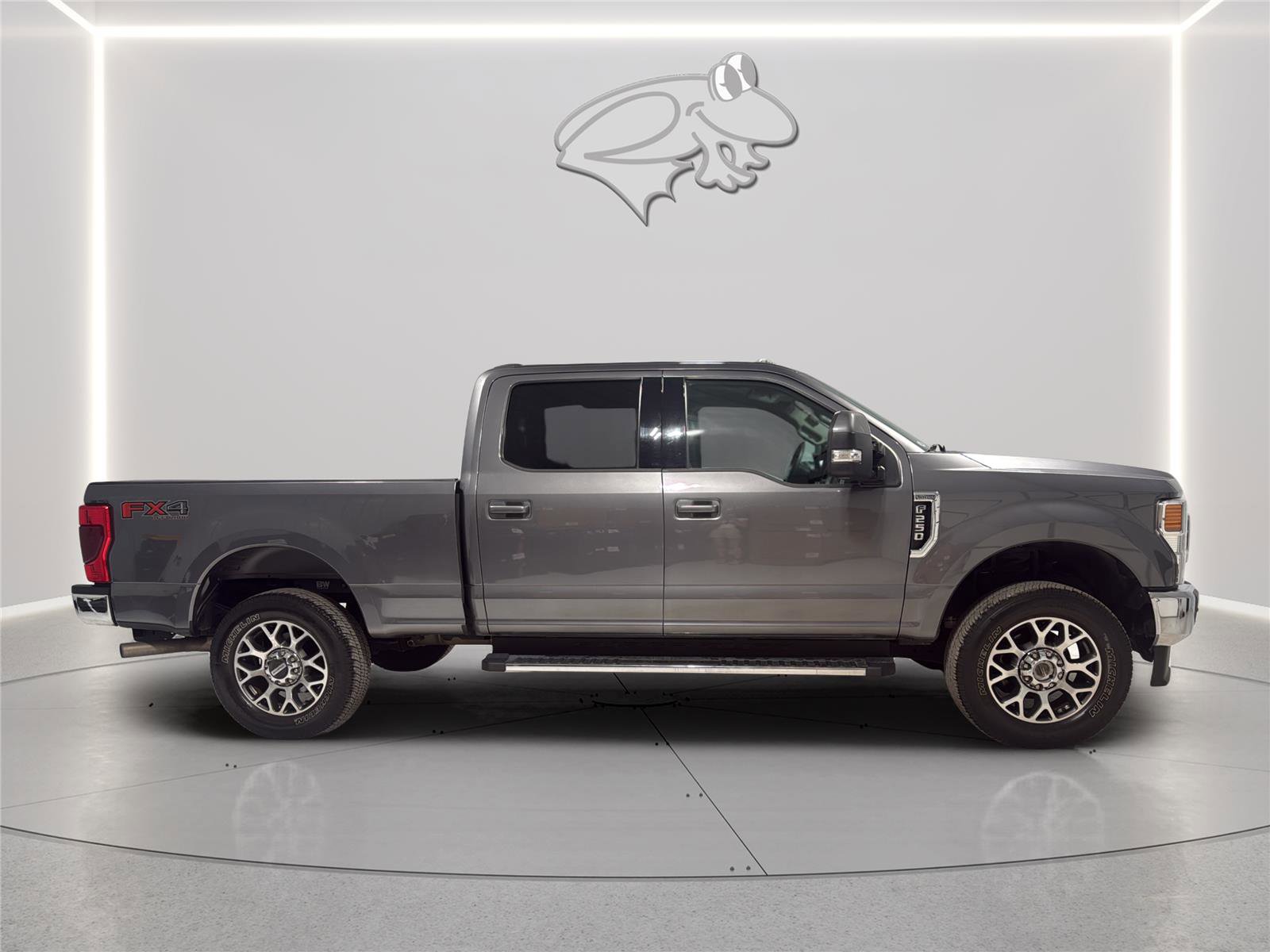 Certified 2021 Ford F250 Lariat w/ Lariat Value Package AWD/4WD image 6